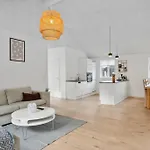 I Ferieby Nær Vesterhavet Feriehus *