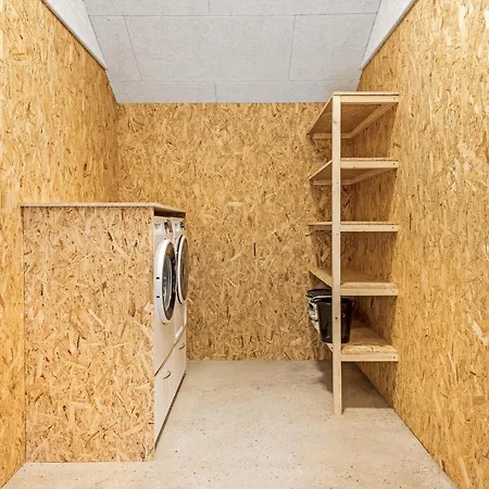 I Ferieby Naer Vesterhavet *