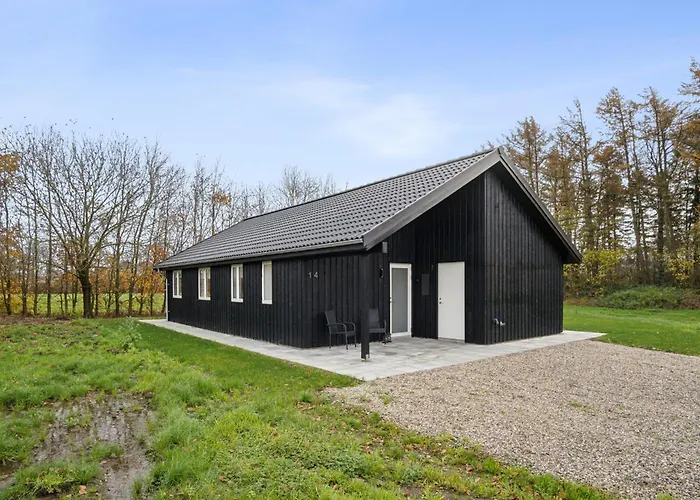 Nyaraló I Ferieby Naer Vesterhavet *