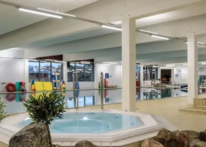 I Ferieby Nær Vesterhavet Feriehus *